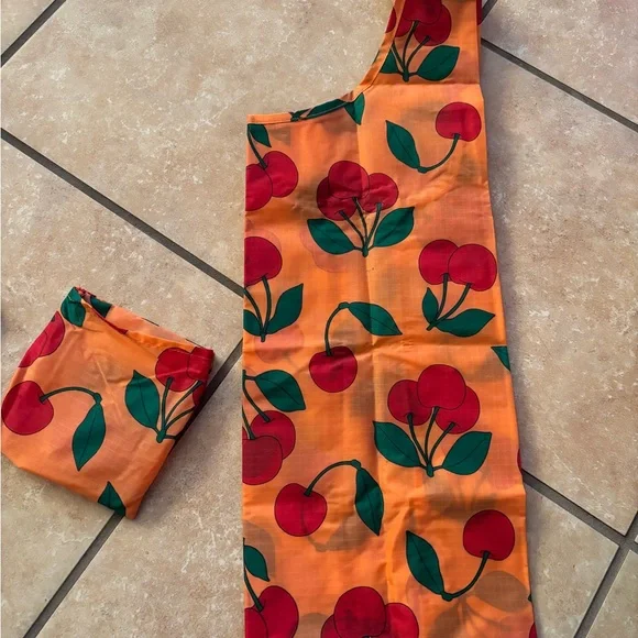Baggu Cherry Print Tote in Orange and Red - Picture 2 of 2
